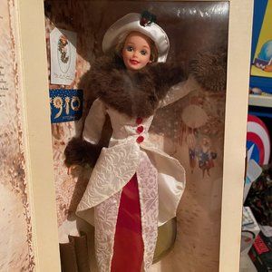 1995 Hallmark Holiday Memories Barbie
